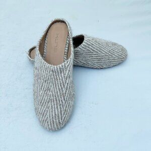 Kuna Beige White Chevron Pattern Alpaca Wool Slip-On 36